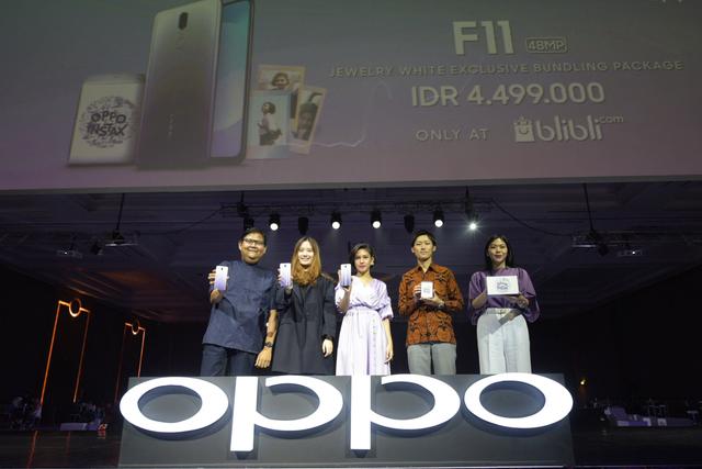 Peluncuran OPPO F11 Jewelry White Exclusive Bundling Package