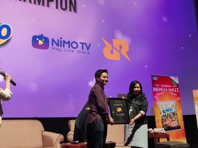 Tim RRQ Bekerjasama Dengan XXI 21 Demi Majukan Esports Indonesia