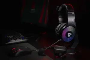 Brand Fantech juga membuat headphone gaming yang jempolan. Brand ini memiliki unit Fusion HG22, yang dibanderol Rp300 ribuan saja (FOTO: Fantechworld.com)