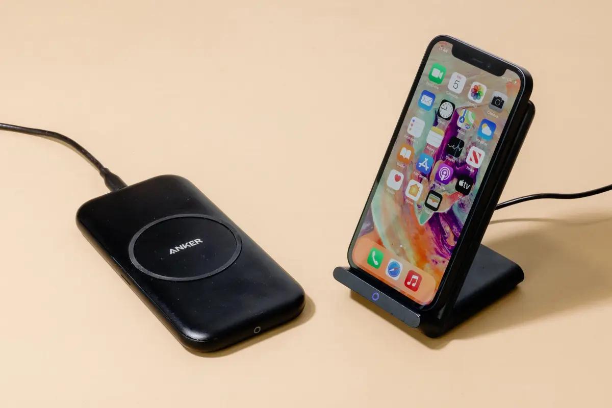 Apa Itu Wireless Charger dan Bagaimana Cara Menggunakannya? - Jagofon