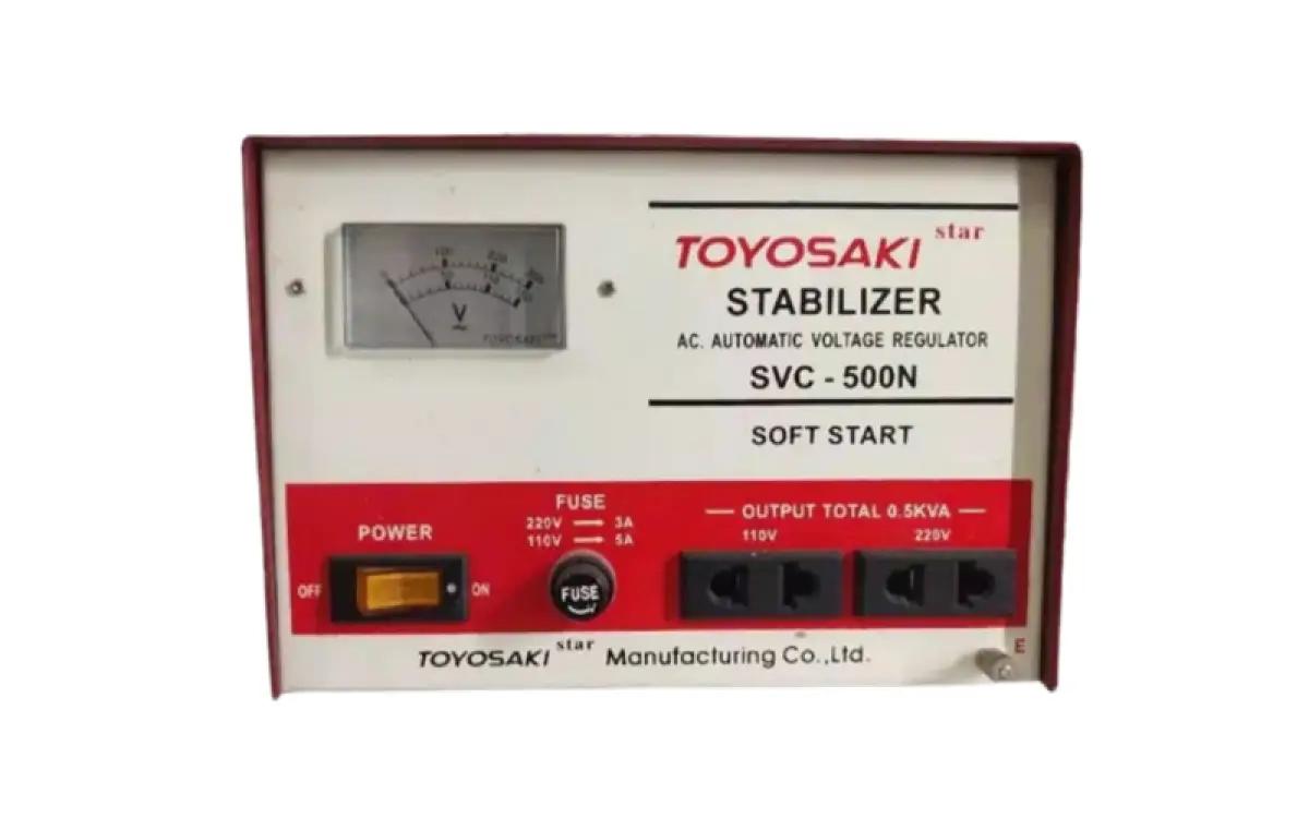 Stabilizer listrik, Toyosaki SVC-500N (Sumber: shopee.co.id)