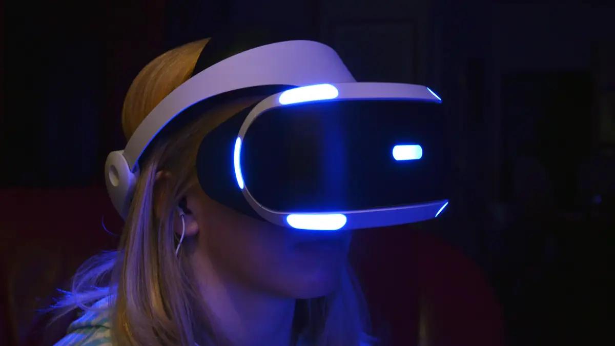Sony PlayStation VR. (Sumber: Road to VR)