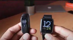 Smartband (kiri) dan Smartwatch (kanan). (Sumber: Tech Talk)