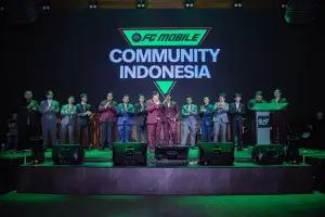 Konten kreator EA Sports FC Mobile di acara Community Gathering yang berlokasi di HW Live House, Kemang, Jakarta Selatan. (FOTO: EA Sports FC Mobile)