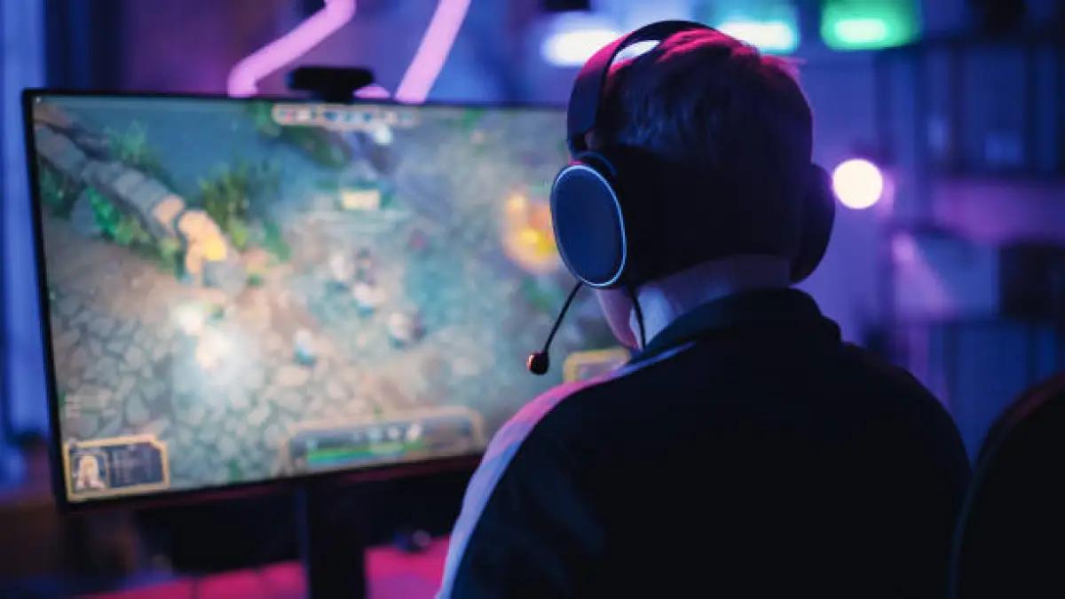 Tips jadi konten creator gaming (FOTO: Istockphoto.com)