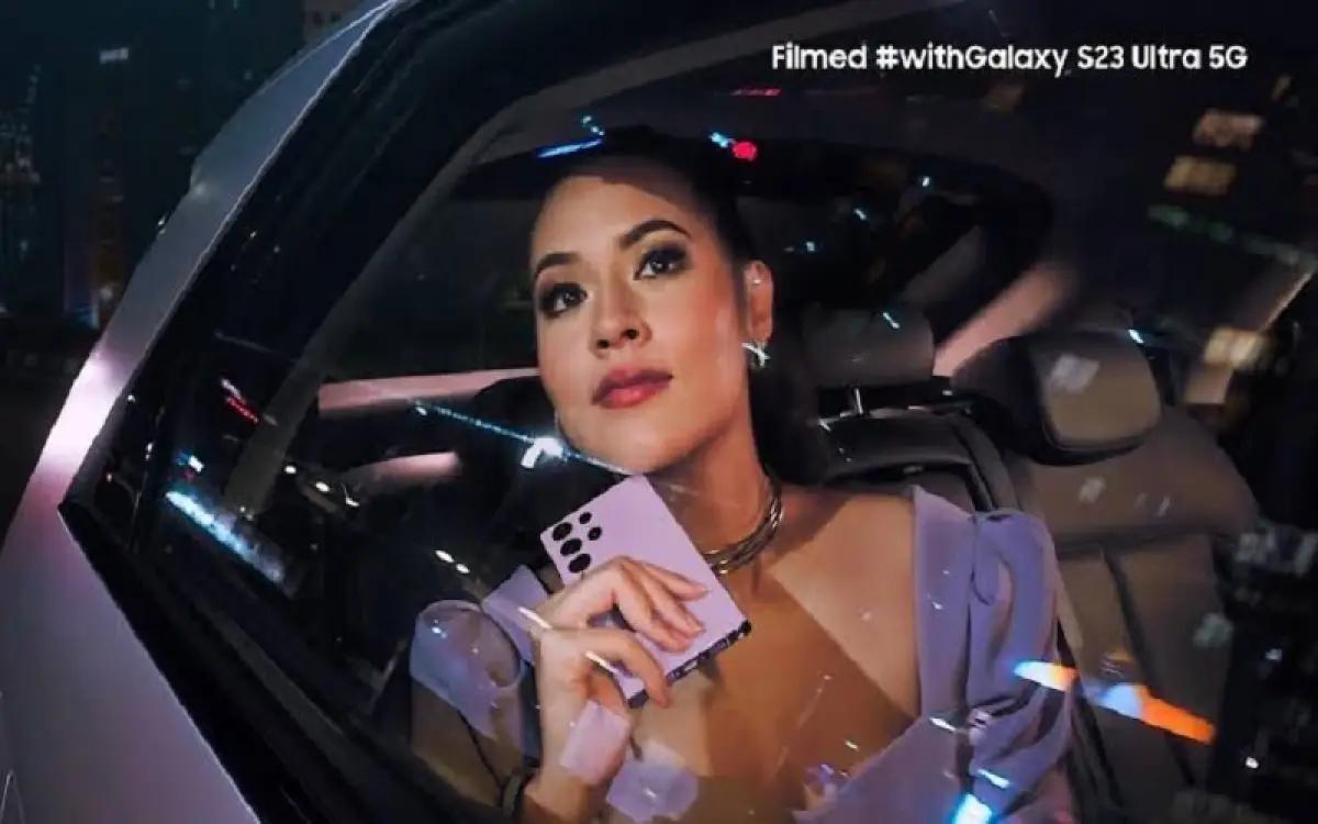 Raisa Andriana dan Samsung Galaxy S23 (Foto: YouTube.com/Samsung Indonesia)