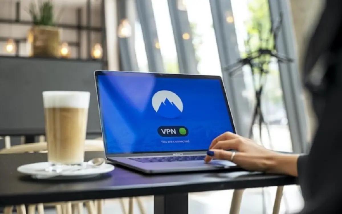 Ilustarsi penggunaan VPN yang aman (FOTO: Unspalash)