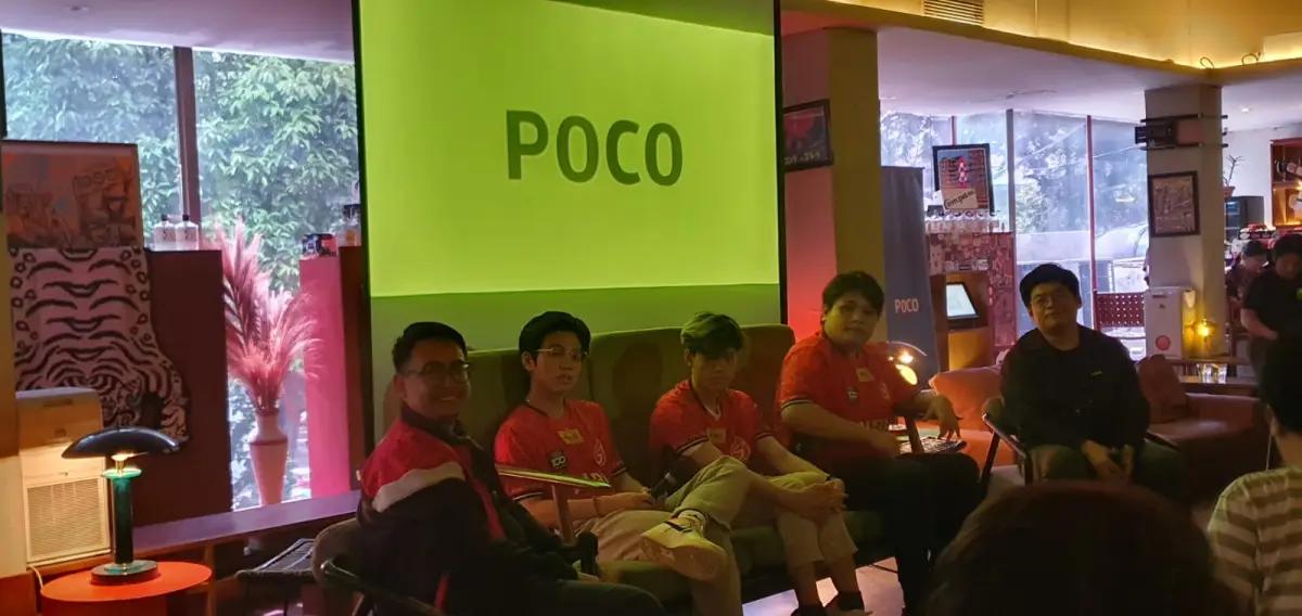 Tim Aura dalam acara Mabar bersama POCO Indonesia (FOTO: Indogamers.com/Ica Juniyanti)