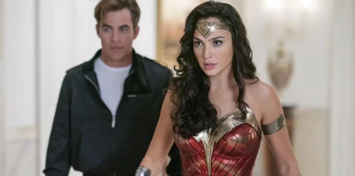 Gal Gadot dan Chris Pine (FOTO: Screen Rant)