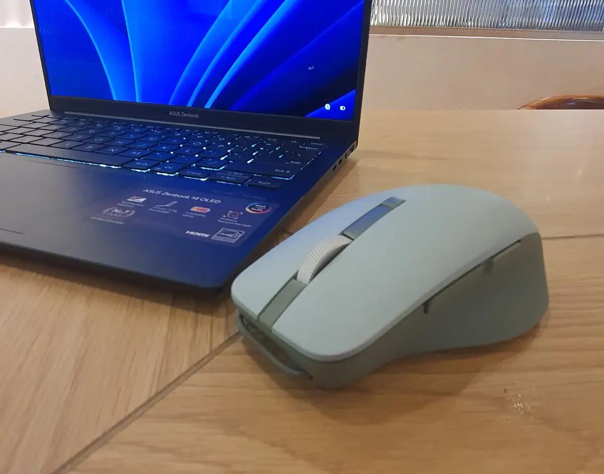 Asus SmartO Mouse MD200 meluncur dengan warna baru Green Tea Latte (FOTO: Indogamers.com/Ica Juniyanti)