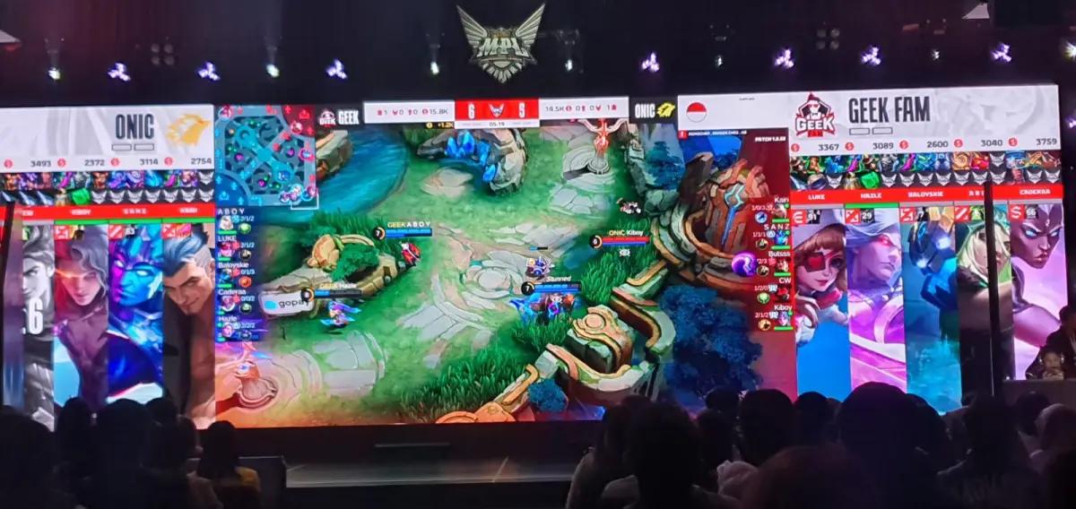 Match GEEK FAM vs ONIC MPL ID  (FOTO: Indogamers.com/Ica Juniyanti)