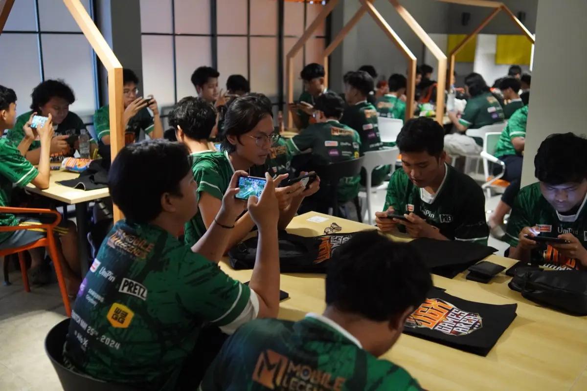 UGX Game Area berlangsung seru. (FOTO: UniPin Community)