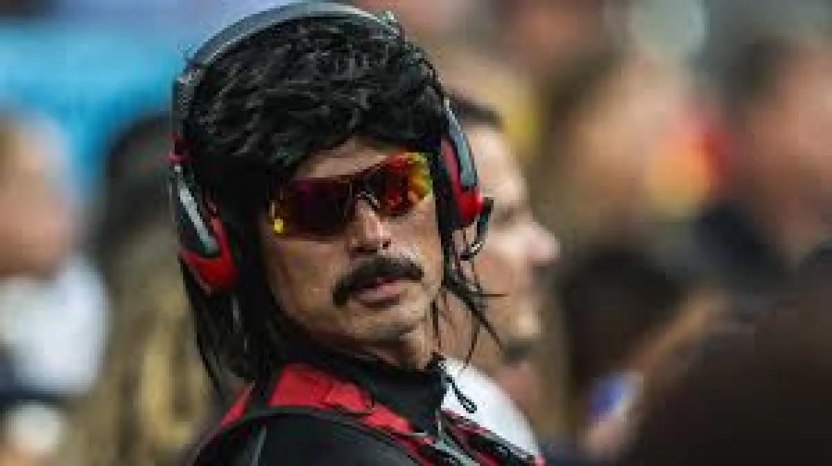 Herschel "Guy" Beahm alias "Dr Disrespect. (Sumber: IGN)