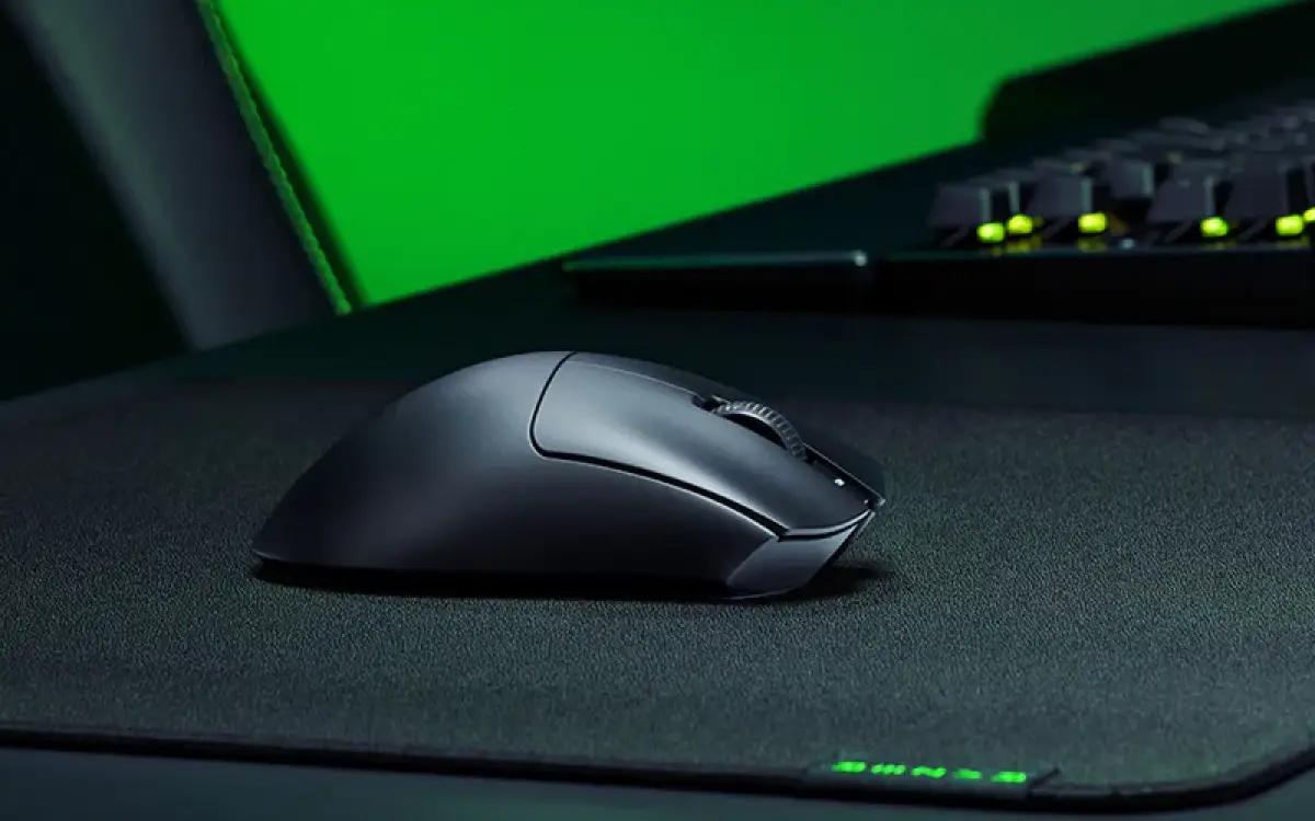 Razer DeathAdder V3 Hyperspeed (FOTO: Razer)