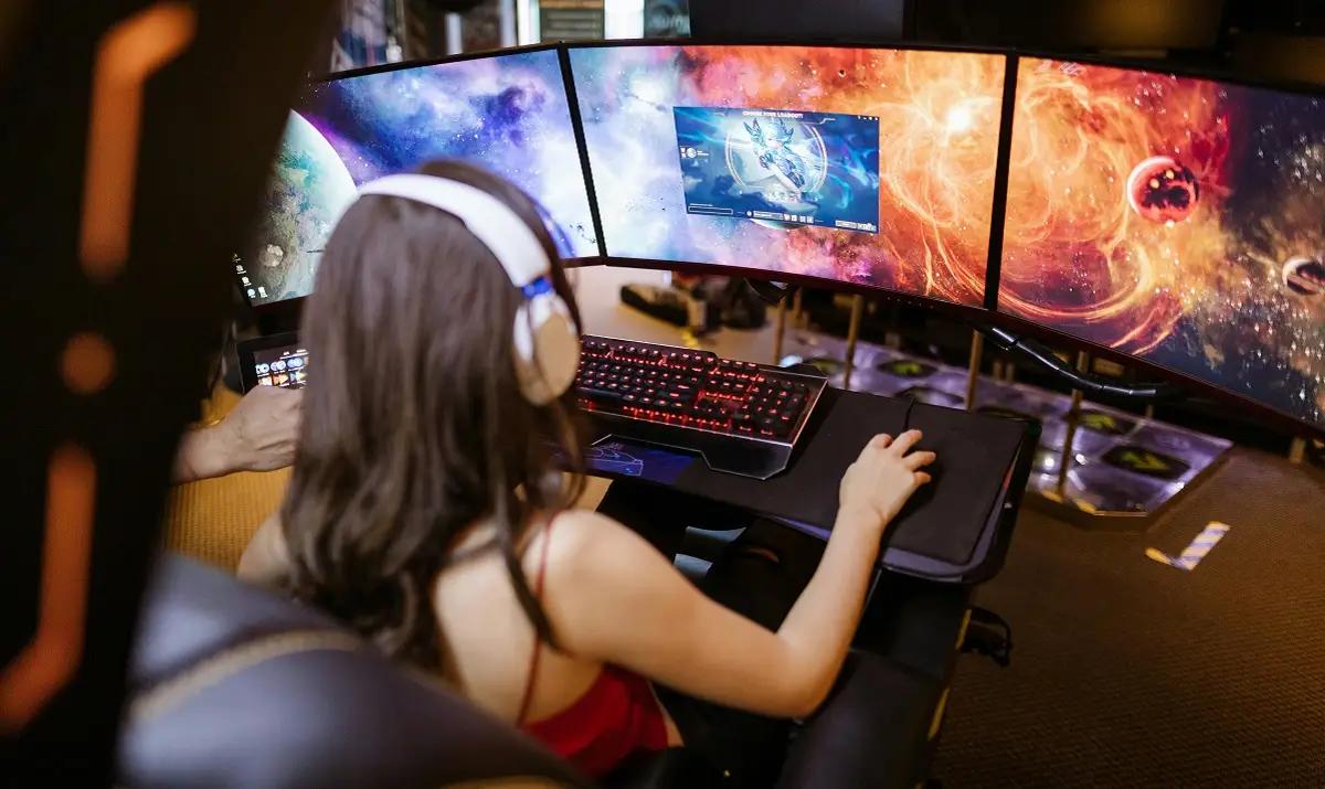 Ilustrasi Developer Game (FOTO: Pexels/RDNE Stock Project)