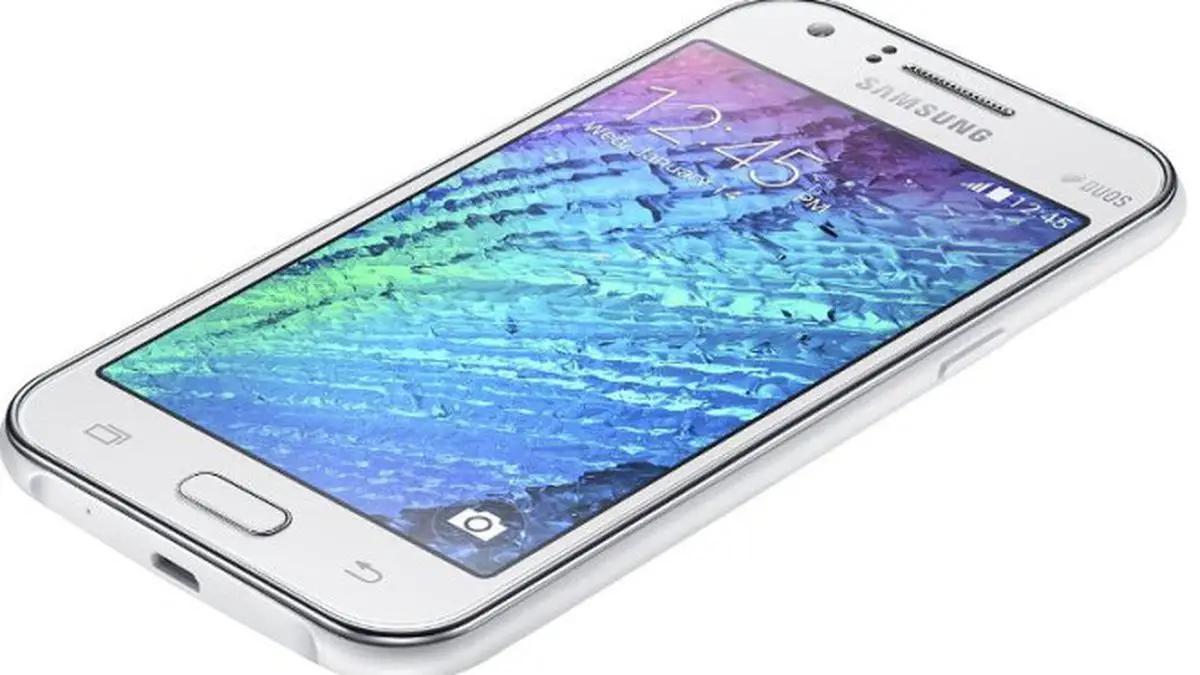 Samsung Galaxy J1 (FOTO: Samsung Galaxy J1)