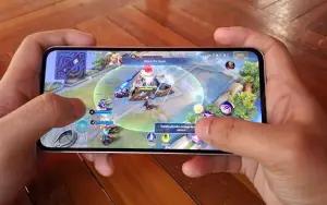 Ilustrasi ngegame dengan HP Samsung Galaxy A55 5G (FOTO: samsung.com)