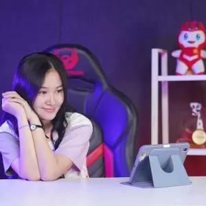 Vivian, membuktikan diri di dunia esports. (FOTO: Instagram/vivian.indrawaty)