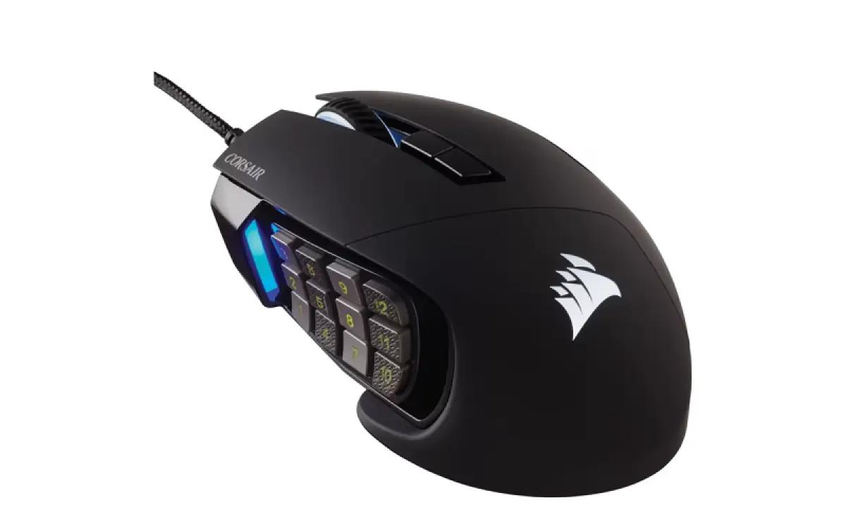 Corsair Scimitar RGB, salah satu mouse gaming terbaik untuk game MOBA. (FOTO: Corsair)