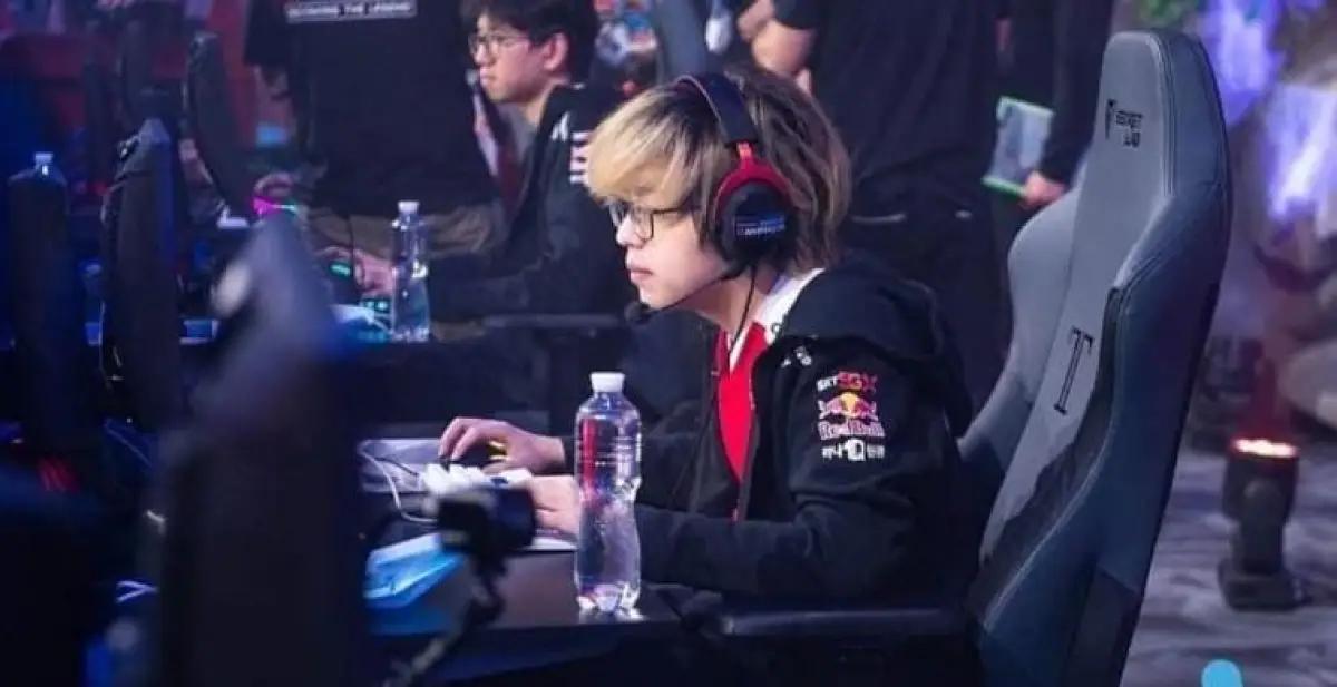 Xapher Coach Alter Ego (FOTO: Instagram.com/@kennyxaper)
