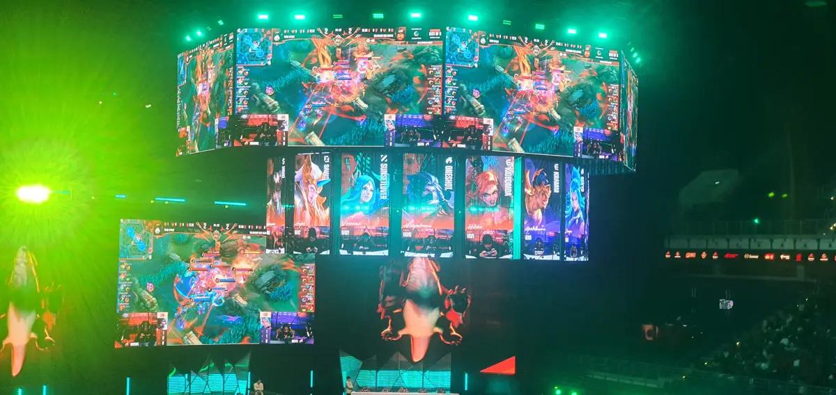 Panggung Mobile Legends (FOTO: Indogamers.com/Ica Juniyanti)