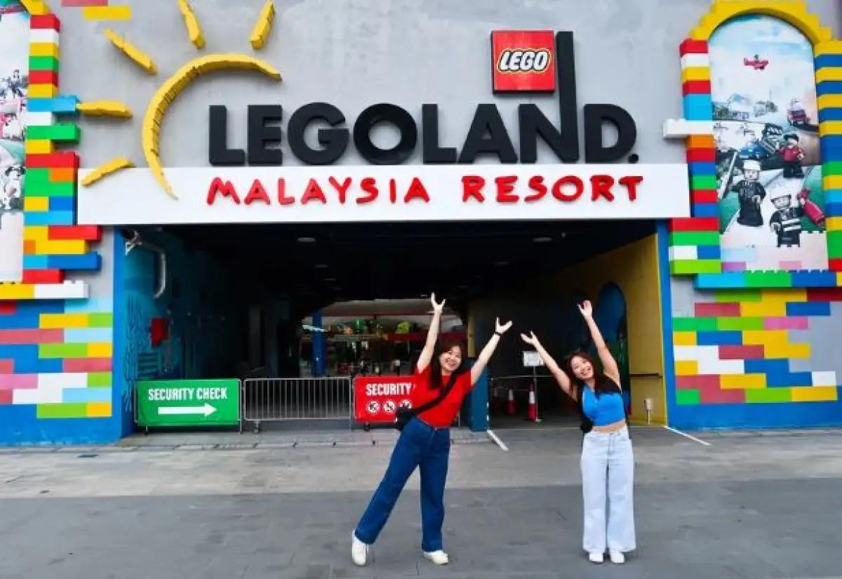 Legoland Malaysia, salah satu destinasi terbaik di Johor. (Instagram/@makeyourownwaythere)