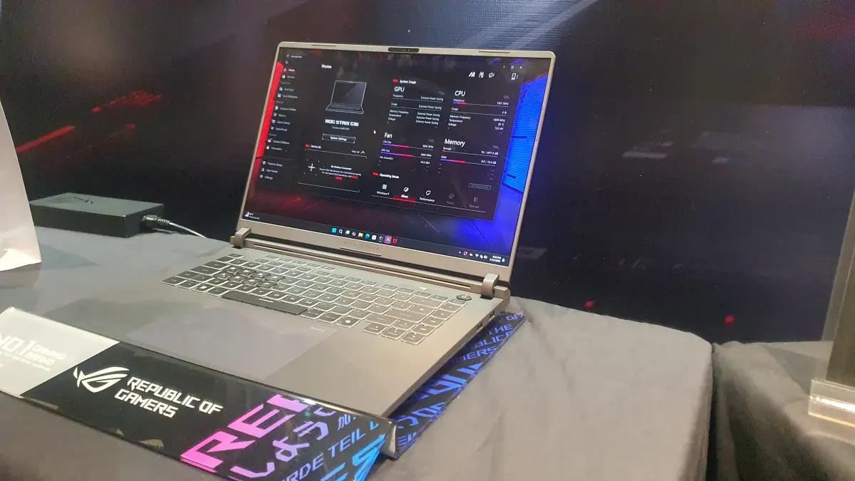 ASUS ROG Strix SCAR 16/18 laptop gaming perfoma premium (FOTO: Indogamers.com/Ica Juniyanti)