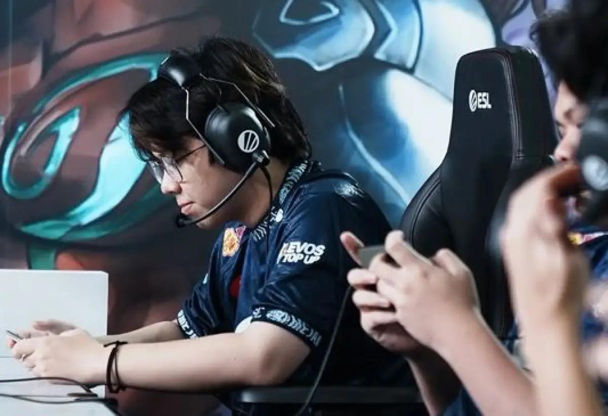 Evos Holy menunjukkan permainan apik sejauh ini di ESL Snapdragon Pro Series Season 6 Challenge Finals. (FOTO: Instagram/evosesports)