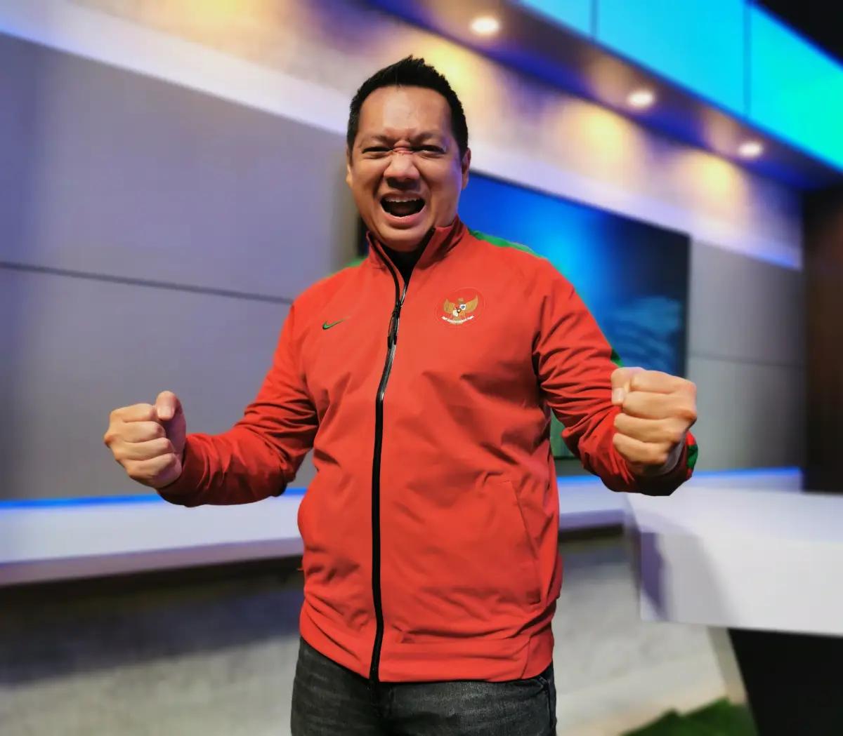 Edwin Setyadinata, mengisi suara komentator di game Football League 2025. (FOTO: dok.pribadi)