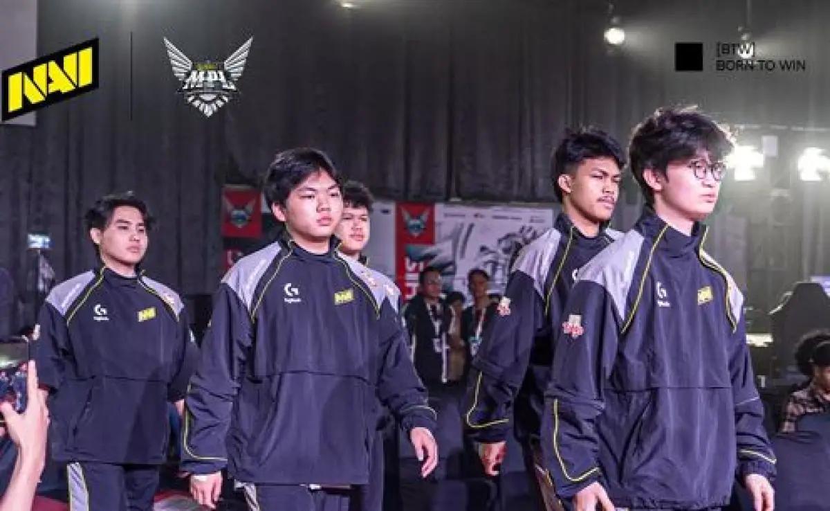 Navi esports membawa misi kembali ke jalur kemenangan. (FOTO: Instagram/navi_mlbb)