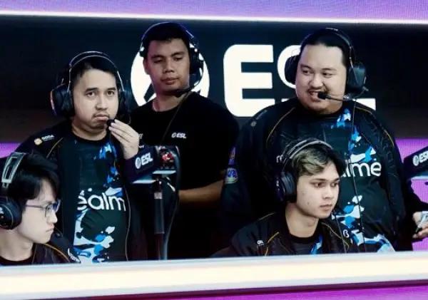 Penampilan RRQ Hoshi saat di turnamen ESL Snapdragon Pro Series. (FOTO: Instagram/teamrrq)