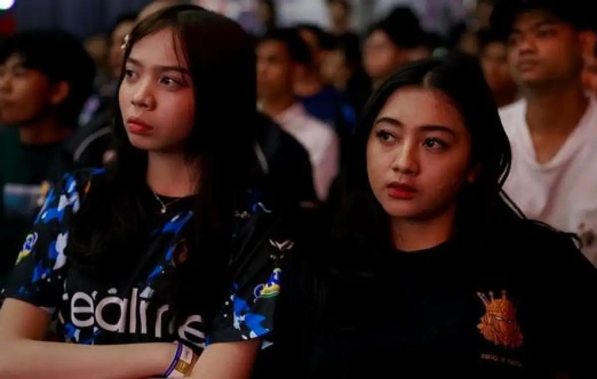 Fans RRQ siap kembali memanaskan panggung MPL ID Season 15 babak playoff. (FOTO: Instagram/teamrrq)
