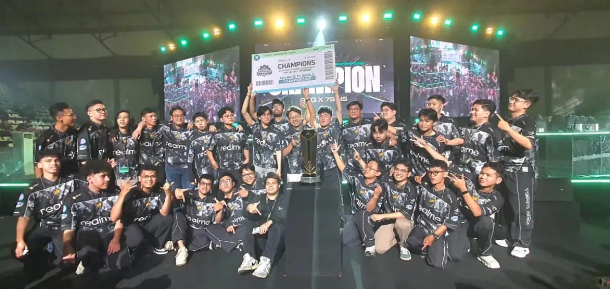 RRQx7SINS sukses sapu bersih gelar juara di DFNC 2025 (FOTO: Indogamers.com/Ica Juniyanti)