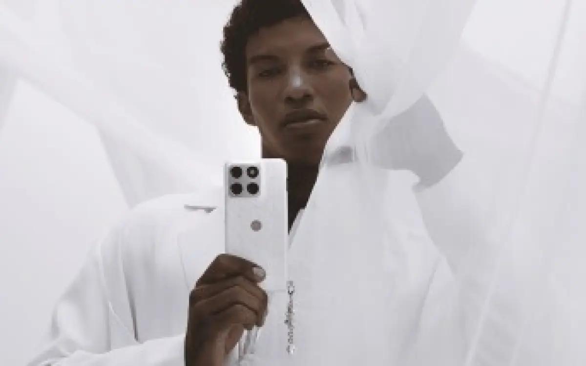 Gadget Sultan: Intip Detail Varian Edge 70 5G yang Bertabur Kristal (FOTO: gsmarena)