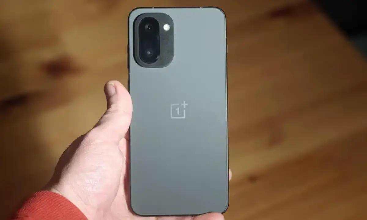 OnePlus 15T Bakal Jadi HP Idaman Gamer? Baterai 'Monster' dan Kamera yang Bikin Penasaran! (FOTO: digitaltrends)