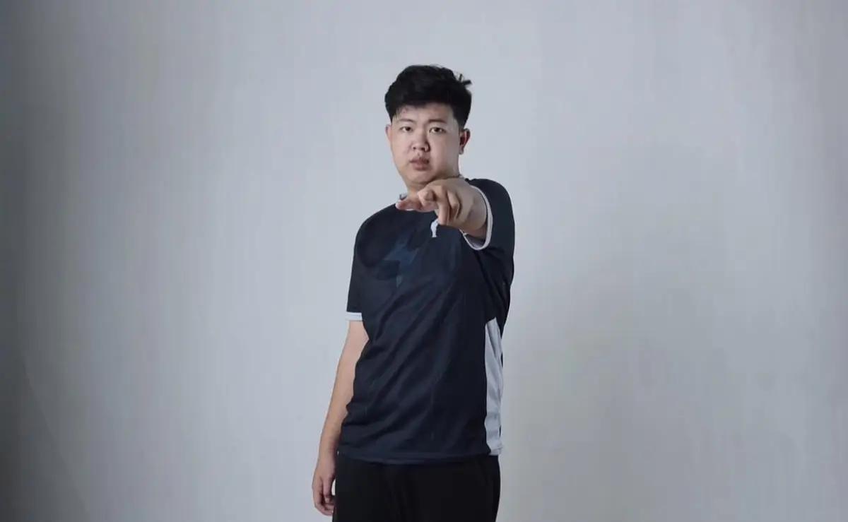 Uwaayy siap hadapi tantangan di Grand Final Free Fire Nusantara Series (FFNS) 2026 (FOTO: Instagram.com/@uwaayyy)