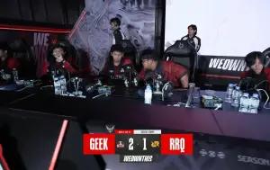 Rekor Terburuk! RRQ Hoshi Belum Pecah Telur hingga Week 3 MPL Indonesia S17(FOTO: MOONTON)