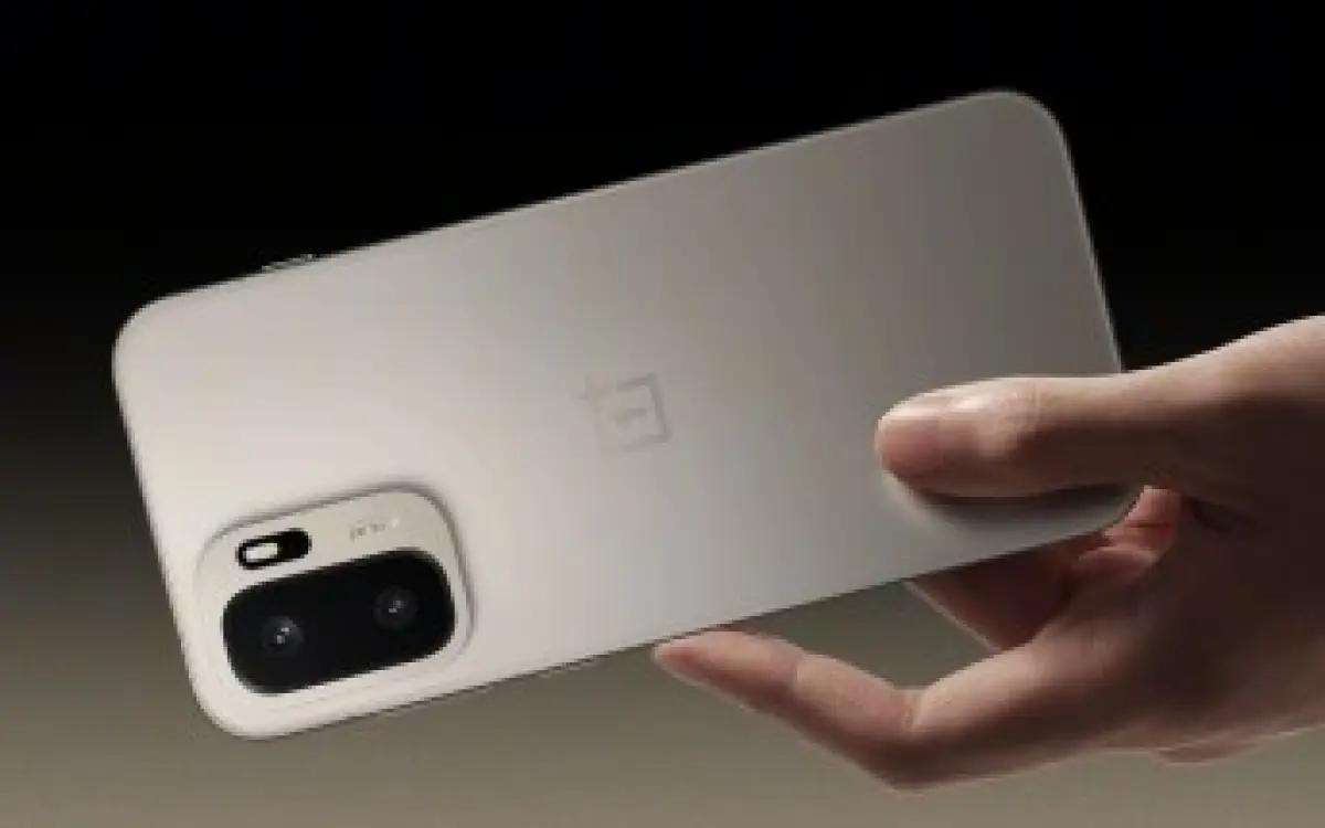 OnePlus Ace 6 Ultra Tampil Garang dengan Warna Metal Storm dan Baterai Jumbo (FOTO: gsmarena)
