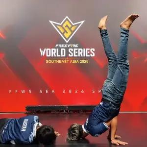 Ilustrasi - Pro Player menirukan emote Push-Up Free Fire (FF)