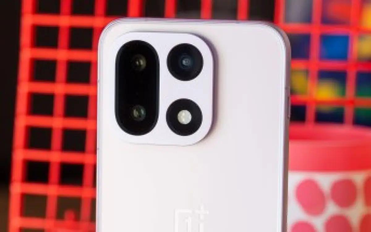 Bocoran OnePlus 16: Layar Super Mulus 165Hz dan Baterai Badak, Siap Jadi HP Gaming Impian Baru? (FOTO: gsmarena)
