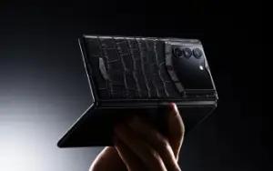 Sultan Merapat! HP Layar Lipat Vertu AlphaFold Rilis, Punya Fitur Asisten Pribadi AI dan Harganya Bisa Buat Beli PC Gaming Spek Dewa Sekampung! (FOTO: gsmarena)