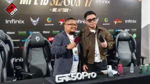 Martinus H. Manurung, Head of Esports Business Development MOONTON (kiri) bersama dengan Sergio Ticolau, Infinix SEA Marketing Director (FOTO: Indogamers/rozi)