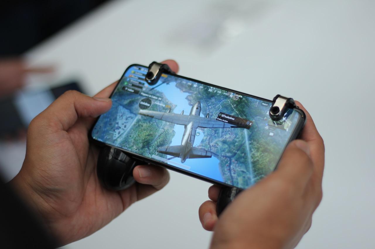 Tangguhnya Snapdragon 855 Di Oppo Reno 10x Zoom Saat Bermain Game