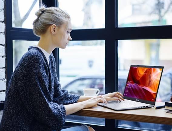 ASUS VivoBook A409, Laptop Klasik dengan NanoEdge Display