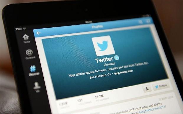 Ingin Tahu Tweet Pertama Anda Apa? Ini Cara Mudahnya