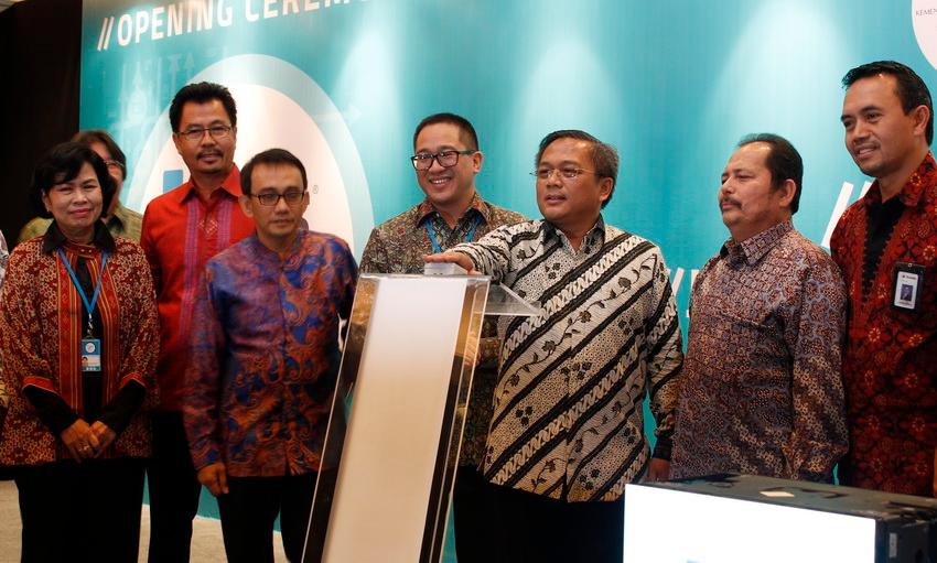 Indonesia Cellular Show 2014 Secara Resmi Telah Dibuka