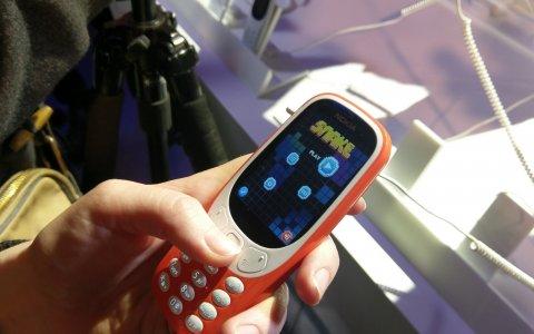 Game Snake di Nokia 3310 Curi Perhatian Pengunjung MWC 2017