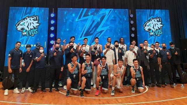 EVOS Luncurkan Tim Basket Profesional EVOS Thunder Bogor yang Akan Berlaga di IBL