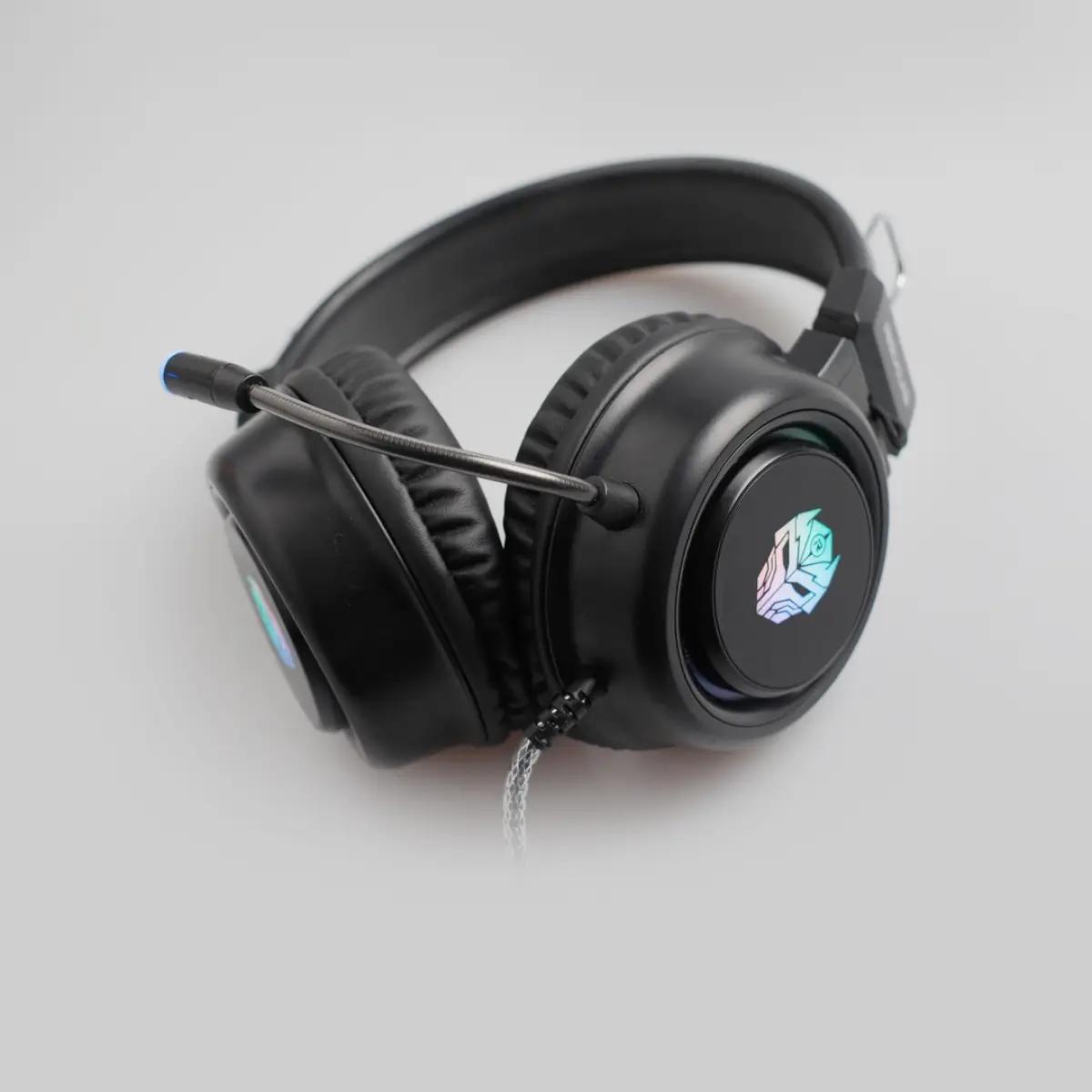 Indogamers.com punya rekomendasi headphone gaming dengan harga paling low, dari kisaran Rp100 ribuan sampai Rp200 ribuan, dengan spesifikasi dan performa yang sudah sangat layak. Rexus F30 Vonix salah satunya. (FOTO: Rexus.id)