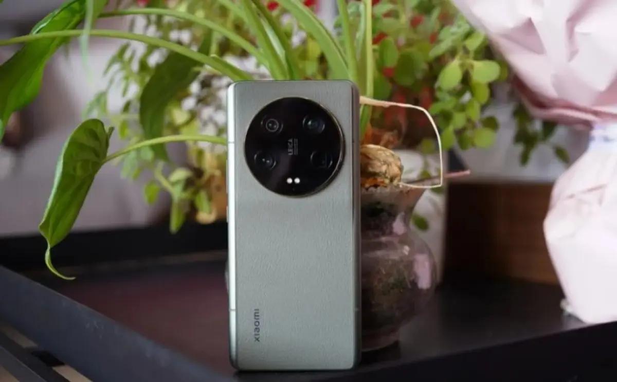 Xiaomi telah memastikan bahwa pada tanggal 22 Februari 2024, pukul 19.00 waktu setempat, ponsel Xiaomi 14 Ultra akan meluncur secara global (FOTO: Forbes)